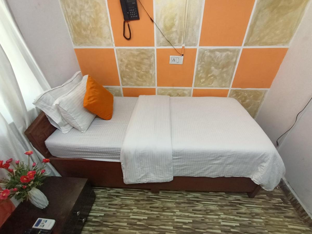 Kalpataru Hometel Mumbai Exterior foto